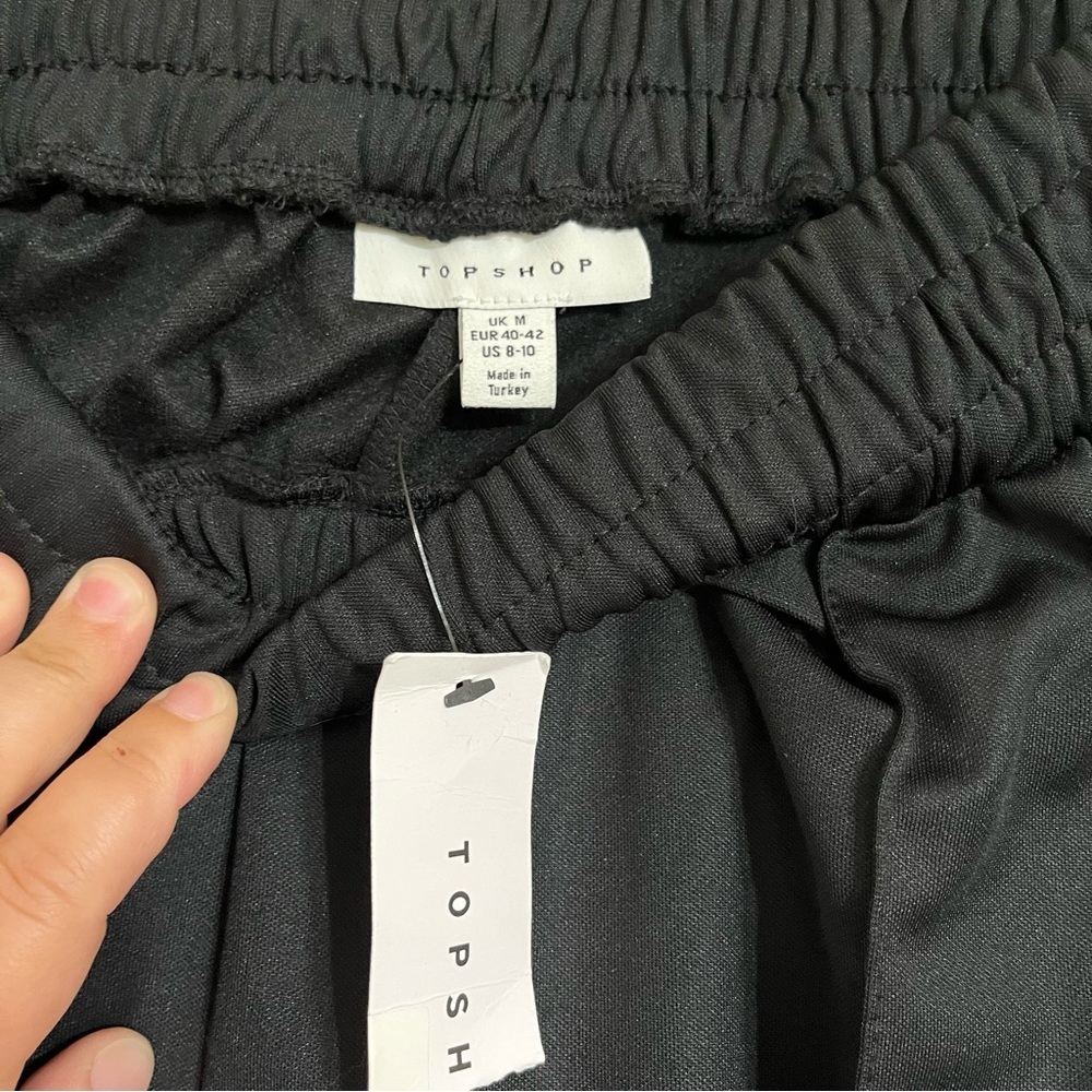 NWT Women's Top Shop Wide Leg Black Pants With Pockets Size 8-10 - Picture 5 of 7